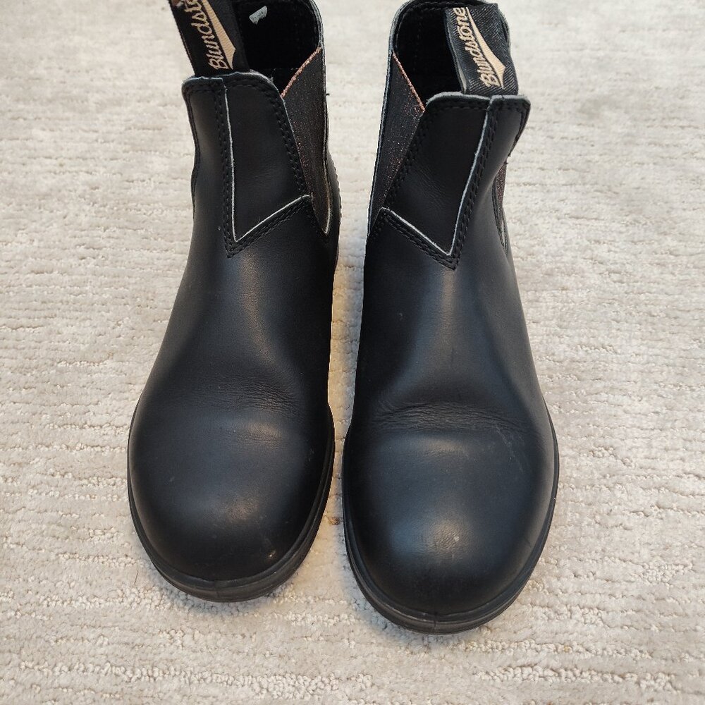 Blundstone Women's Chelsea boot - Black Size 8.5
